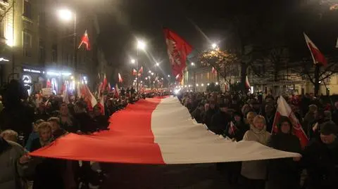 Kilka tysięcy ludzi na Marszu Pamięci. "Nie ma przyszłości bez godności i prawdy"