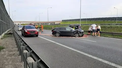 Zderzenie na zjeździe z trasy S8 w autostradę A2