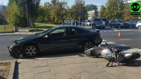 Wypadek na Żwirki i Wigury. Dwóch motocyklistów w szpitalu 