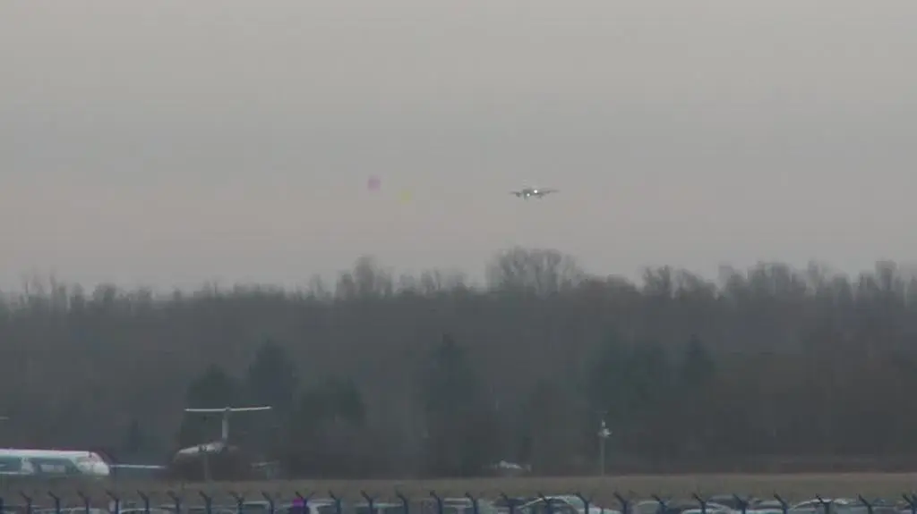 Samolot linii Enter Air lądował na Okęciu ze względu na usterkę