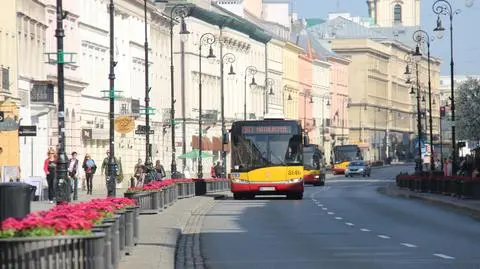 Uwolnić Nowy Świat od spalin. Eksperci proponują