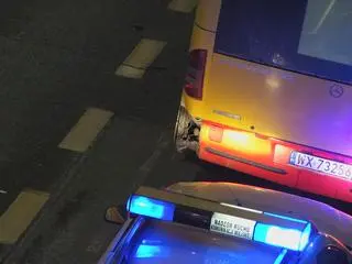 Zderzenie z autobusem w alei Armii Ludowej