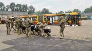 Ćwiczenia antyterrorystów
