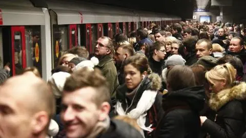 Środa dniem awarii w metrze? Internauci: "To już tradycja" 