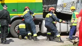 Tir zderzył się z tramwajem