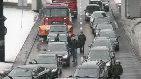 Usunęli ciężarówkę. "Korek od Otwocka"