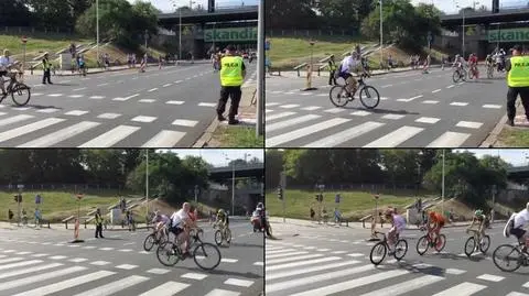 O włos od zderzenia. Rowerzysta wjechał przed pędzących kolarzy