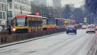 Koparka uszkodziła sieć trakcyjną