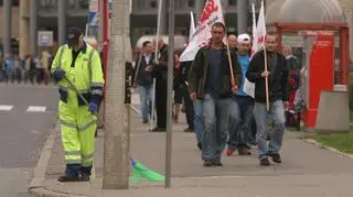 Trwa sprzątanie miasta