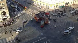 Wykolejenie tramwaju na skrzyżowaniu