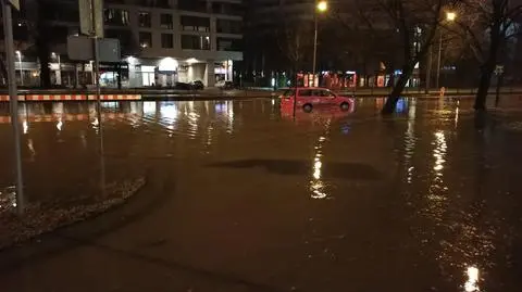 Awaria wodociągowa na Ochocie. Tramwaje jeździły objazdami