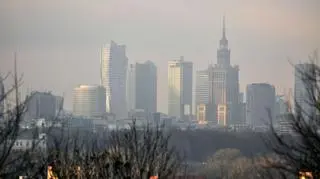 Smog w Warszawie (zdjęcie archiwalne)