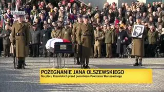 Pożegnanie Jana Olszewskiego na placu Krasińskich