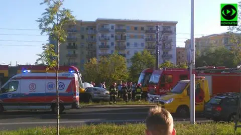 Zderzenie tramwaju z renault. Stanęły linie 2 i 17