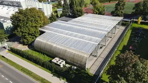 Dach nad skateparkiem przeciekał, będzie nowy