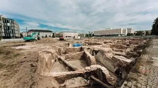 Artefakty znalezione podczas prac archeologicznych na terenie dawnego pałacu Brühla