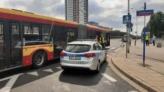 Zderzenie samochodu osobowego z autobusem