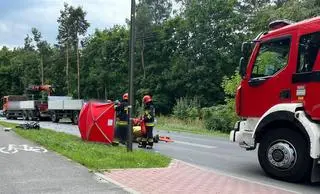 Wypadek z udziałem motocyklisty w Rembertowie