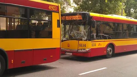 Autobusy zderzyły się na Saskiej Kępie