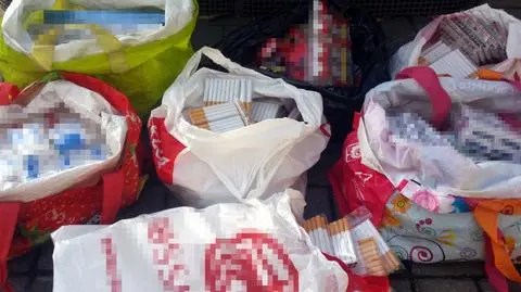 Na szyldzie napis "zabawki", klienci wychodzili z papierosami. Bez akcyzy