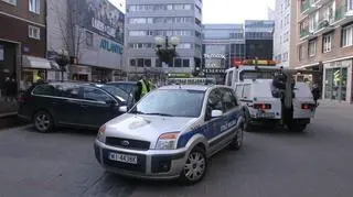 Akcja straży miejskiej na ulicy Chmielnej