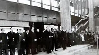 Uroczyste otwarcie: 5 grudnia 1975 - fot. Dworzec Polski