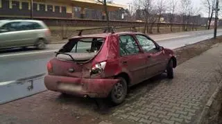 Ford poszkodowany w stłuczce
fot. TVN Warszawa/Marcin Gula