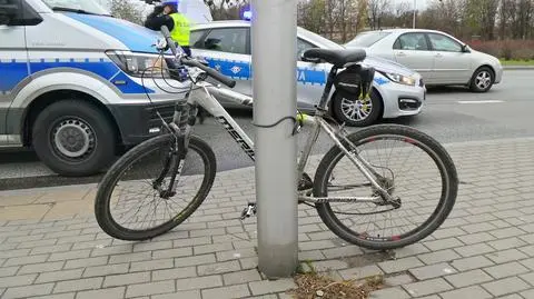 Rowerzysta potrącony na pasach. "Kierowca samochodu nie ustąpił pierwszeństwa" 