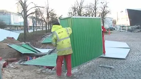 Przewrócone ogrodzenie II linii metra
fot. Lech Marcinczak/tvnwarszawa.pl