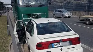 Zderzenie ciężarówki i osobowego na S8
