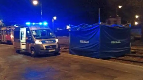 Mężczyzna zginął pod tramwajem