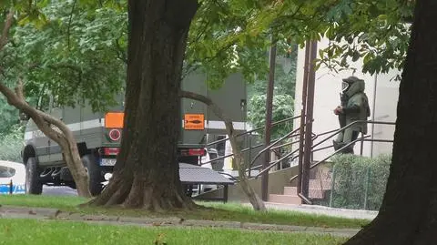 Sprzątała piwnicę, znalazła pocisk  i wzięła do domu. Ewakuacja bloku