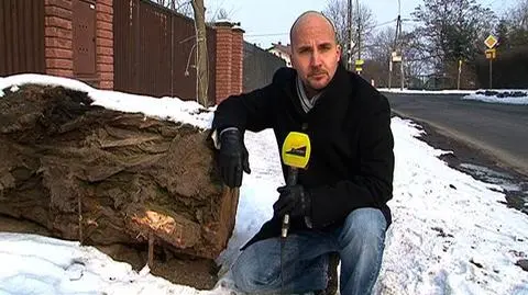 Zagrodził chodnik, bo... to "teren prywatny"
