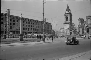 Budowa gmachu Ministerstwa Przemysłu i Handlu i Państwowej Komisji Planowania Gospodarczego, pl. Trzech Krzyży, 1948