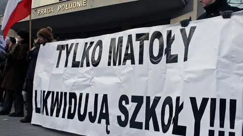 PO zamyka, PiS protestuje  W Radomiu? Odwrotnie
