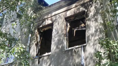 Poranny pożar we Włochach, jedna osoba ranna 