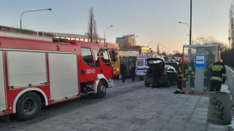 Buspas przystankiem. Autobusy mają problem na Łazienkowskiej