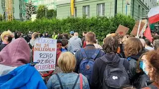 Protest przed siedzibą Straży Granicznej