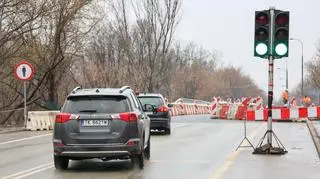 Ruch wahadłowy na wiadukcie w ciągu ulicy Marywilskiej