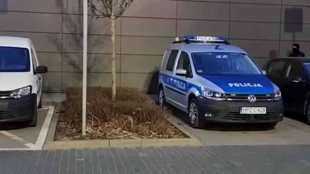 WhatsApp Video 2022-03-15 at 18