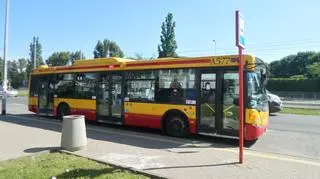 Autobus ostrzelany przy Odrowąża (zdjęcie ilustracyjne)