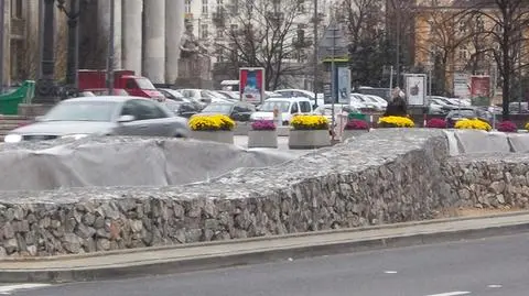 Kończą DNA na Emilii Plater