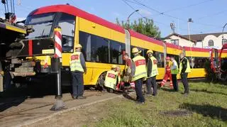 Na pętli wykoleił się tramwaj