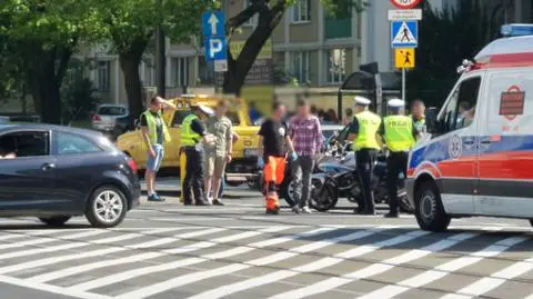 Zderzyli się na torowisku, zablokowali tramwaje