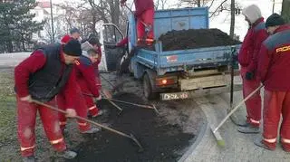 Porządkowanie terenu na Jazdowie