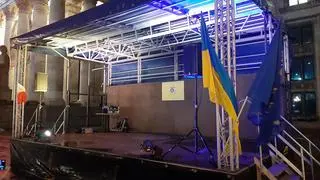 Manifestacja solidarnościowa z Ukrainą w Warszawie