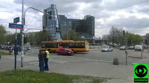 Porsche cayenne zderzyło się z fordem