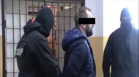 Fałszywi policjanci wyłudzali pieniądze. Wpadli w ręce prawdziwych