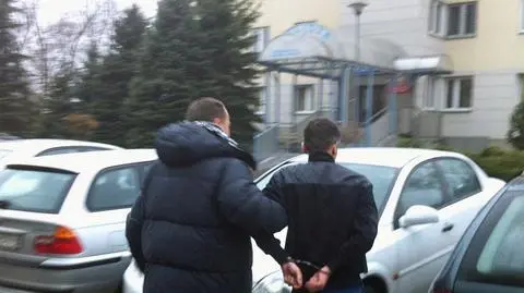 Napadł z nożem na kobietę z dzieckiem