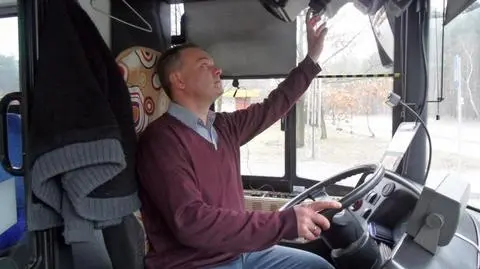 Udana reanimacja. Kierowca autobusu uratował życie pasażerowi